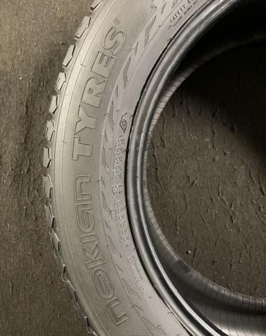 Nokian Tyres Hakkapeliitta 9 SUV 275/50 R20