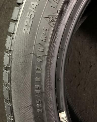 Continental ContiWinterContact TS 830 P 225/45 R17