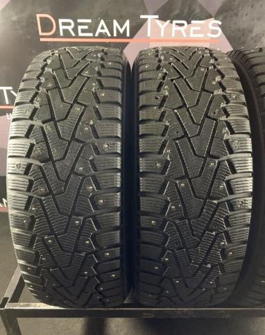 Pirelli Ice Zero 235/65 R17