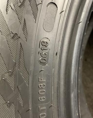 Nokian Tyres Hakkapeliitta 9 SUV 275/50 R21