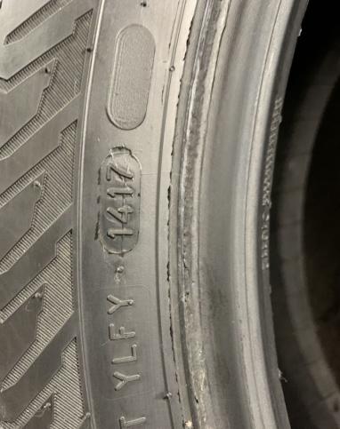 Nokian Tyres Hakkapeliitta 8 245/50 R18