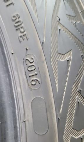 Nokian Tyres Hakkapeliitta C3 215/60 R17C 107R