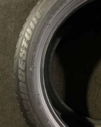 Bridgestone Dueler H/P Sport 255/45 R19