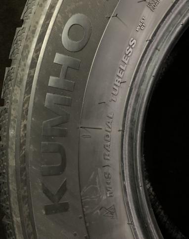 Kumho WinterCraft SUV Ice WS51 265/65 R17 116T