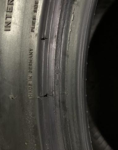 Pirelli P Zero 255/35 R19