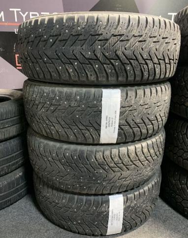 Nokian Tyres Hakkapeliitta 8 SUV 215/70 R16 100T