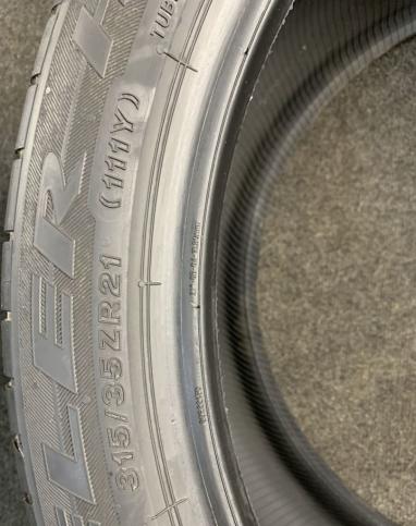 Bridgestone Dueler H/P 285/40 R21