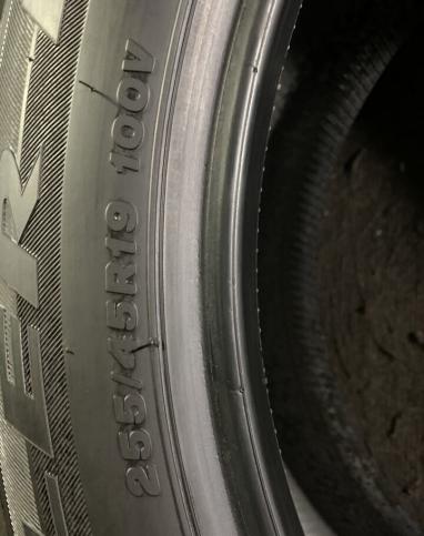 Bridgestone Dueler H/P Sport 255/45 R19