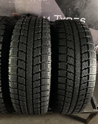 Toyo Observe GSi-5 215/65 R16 98T