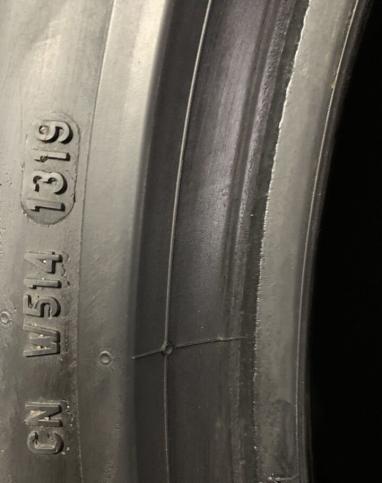 Pirelli P Zero 275/40 R21