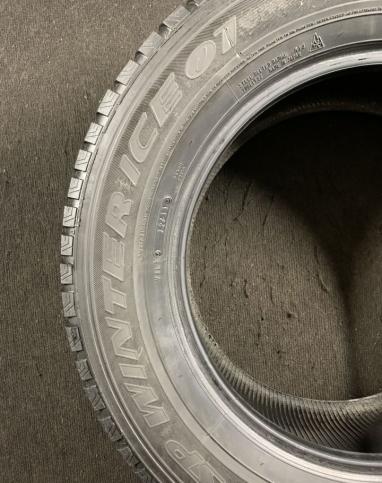 Dunlop SP Winter Ice 01 235/65 R17