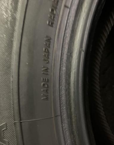 Yokohama dB Decibel E70 215/60 R16