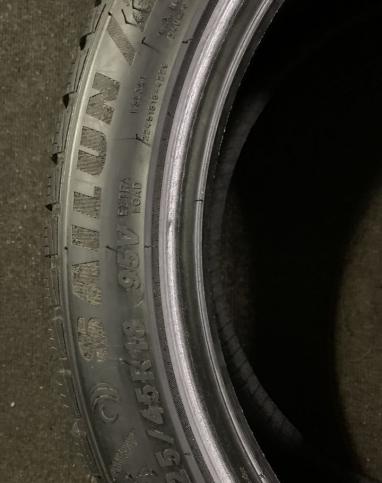 Sailun Ice Blazer Alpine EVO1 225/45 R19 и 255/40 R19