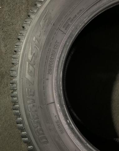 Toyo Observe GSi-5 215/65 R16 98T