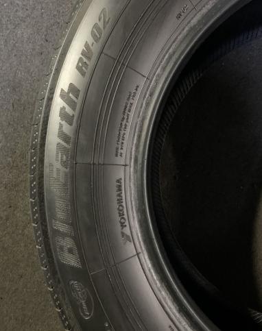 Yokohama BluEarth RV-02 225/65 R17