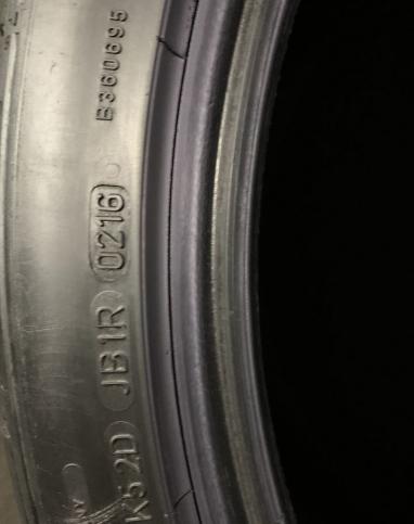 Dunlop SP Sport Maxx GT 285/35 R21