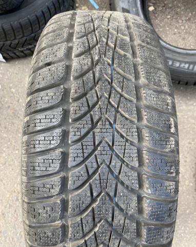 Dunlop SP Winter Sport 4D 215/60 R16