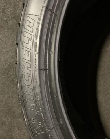 Michelin Pilot Alpin 235/35 R20