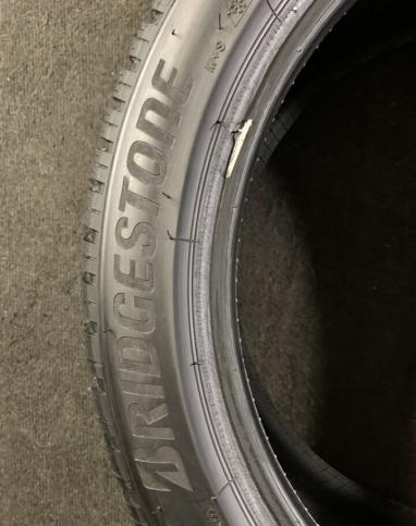 Bridgestone Blizzak LM-005 225/45 R18 и 245/40 R18 95V