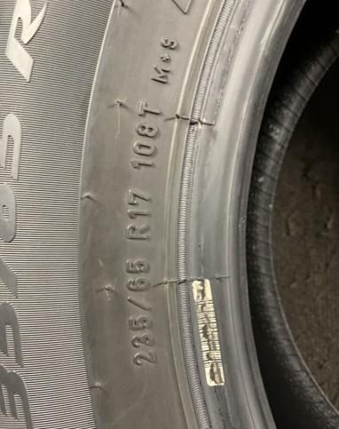 Pirelli Ice Zero 235/65 R17