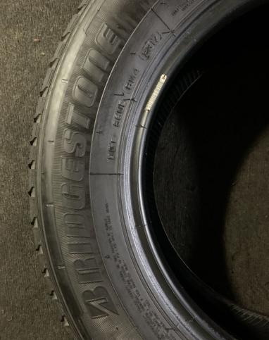 Bridgestone Duravis R410 215/65 R16C