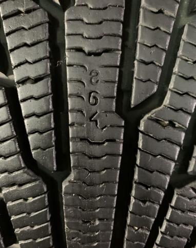 Nokian Tyres Hakkapeliitta R 215/65 R16 102R