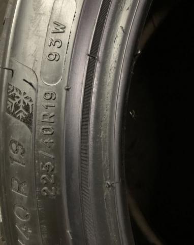 Michelin Pilot Alpin 5 225/40 R19