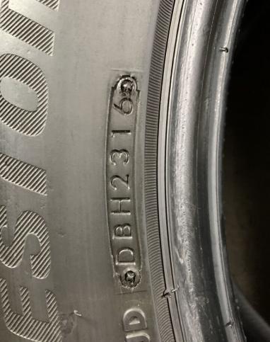 Bridgestone Blizzak DM-V2 285/50 R20