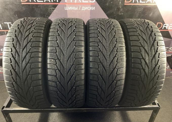 Nokian Tyres Hakkapeliitta R2 SUV 235/60 R17