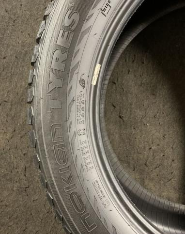 Nokian Tyres Hakkapeliitta 9 SUV 275/50 R21