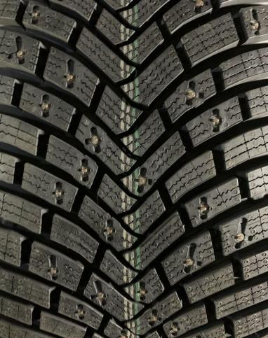 Continental IceContact 3 255/45 R19