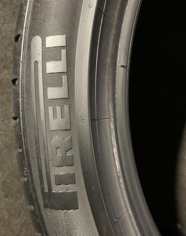 Pirelli P Zero 275/40 R21