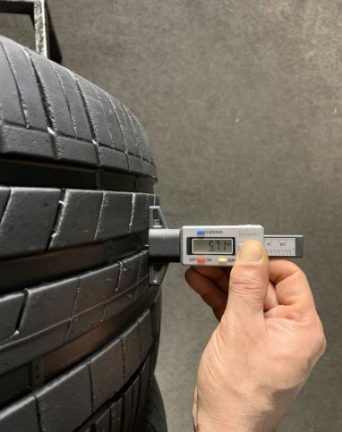 Hankook Ventus S1 Evo 3 K127C 275/55 R20