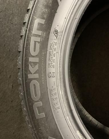 Nokian Tyres Hakkapeliitta 8 245/50 R18