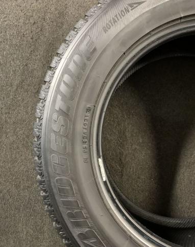 Bridgestone Ice Cruiser 7000 225/65 R17