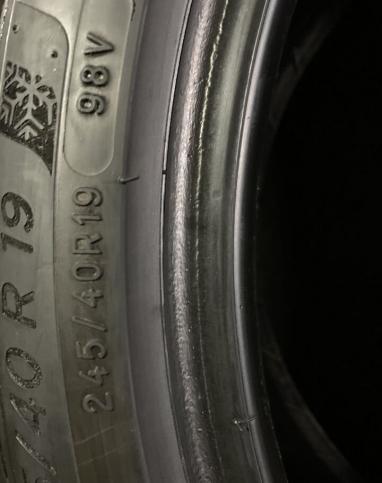 Michelin Pilot Alpin 5 245/40 R19