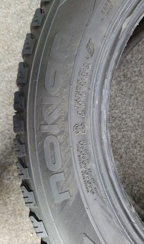 Nokian Tyres Hakkapeliitta C3 215/60 R17C 107R