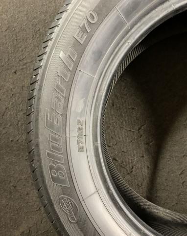 Yokohama BluEarth E70 215/60 R16