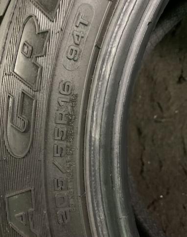 Goodyear Ultragrip 600 205/55 R16