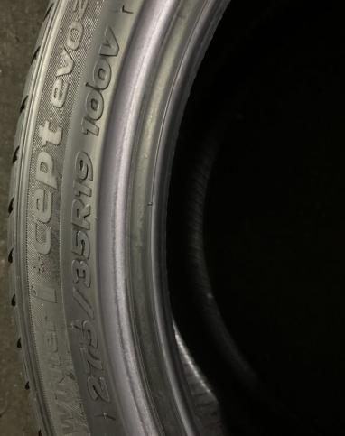 Hankook Winter I'Cept Evo2 W320 245/40 R19