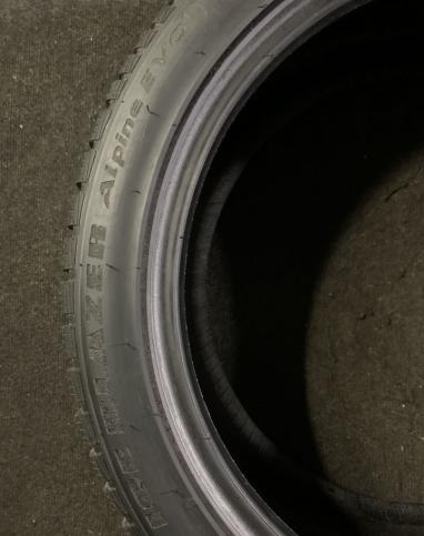 Sailun Ice Blazer Alpine EVO1 225/45 R19 и 255/40 R19