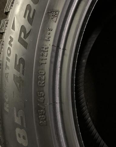 Pirelli Scorpion Ice Zero 2 285/45 R20