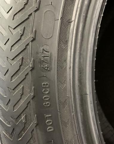 Nokian Tyres Hakkapeliitta 8 SUV 265/50 R19