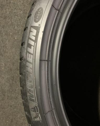 Michelin Pilot Sport 3 275/30 R20