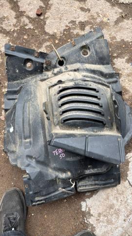 Подкрылок Nissan Terrano R50 63845-ow800