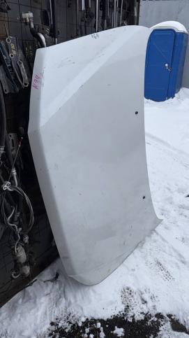 Капот Mitsubishi Chariot Grandis N84/N94