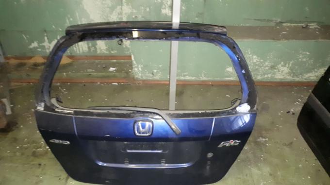 Дверь багажника Honda Fit GD