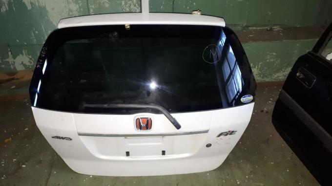 Дверь багажника Honda Fit GD