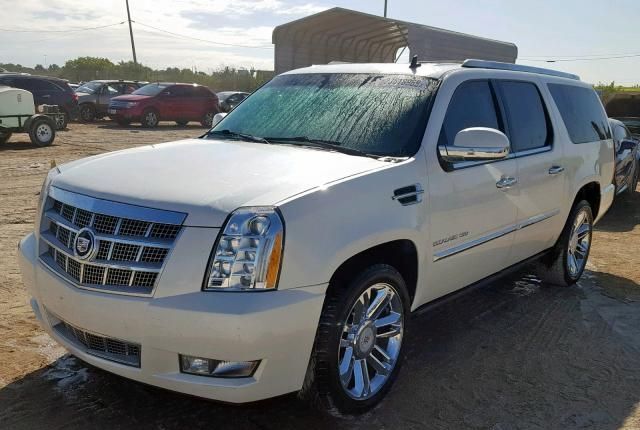 Запчасти на Cadillac Escalade 900 Platinum