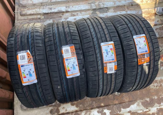 Tracmax X-Privilo TX3 245/45 R20 и 275/40 R20 103Y